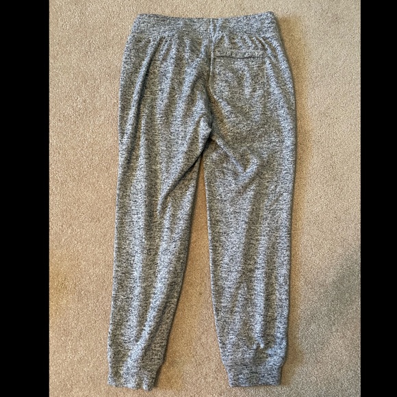 Old Navy Active Joggers - Picture 2 of 3